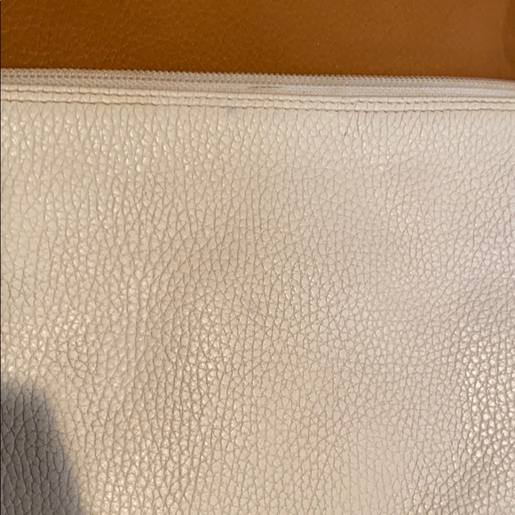 Vintage leather Fendi bag - Picture 4 of 8